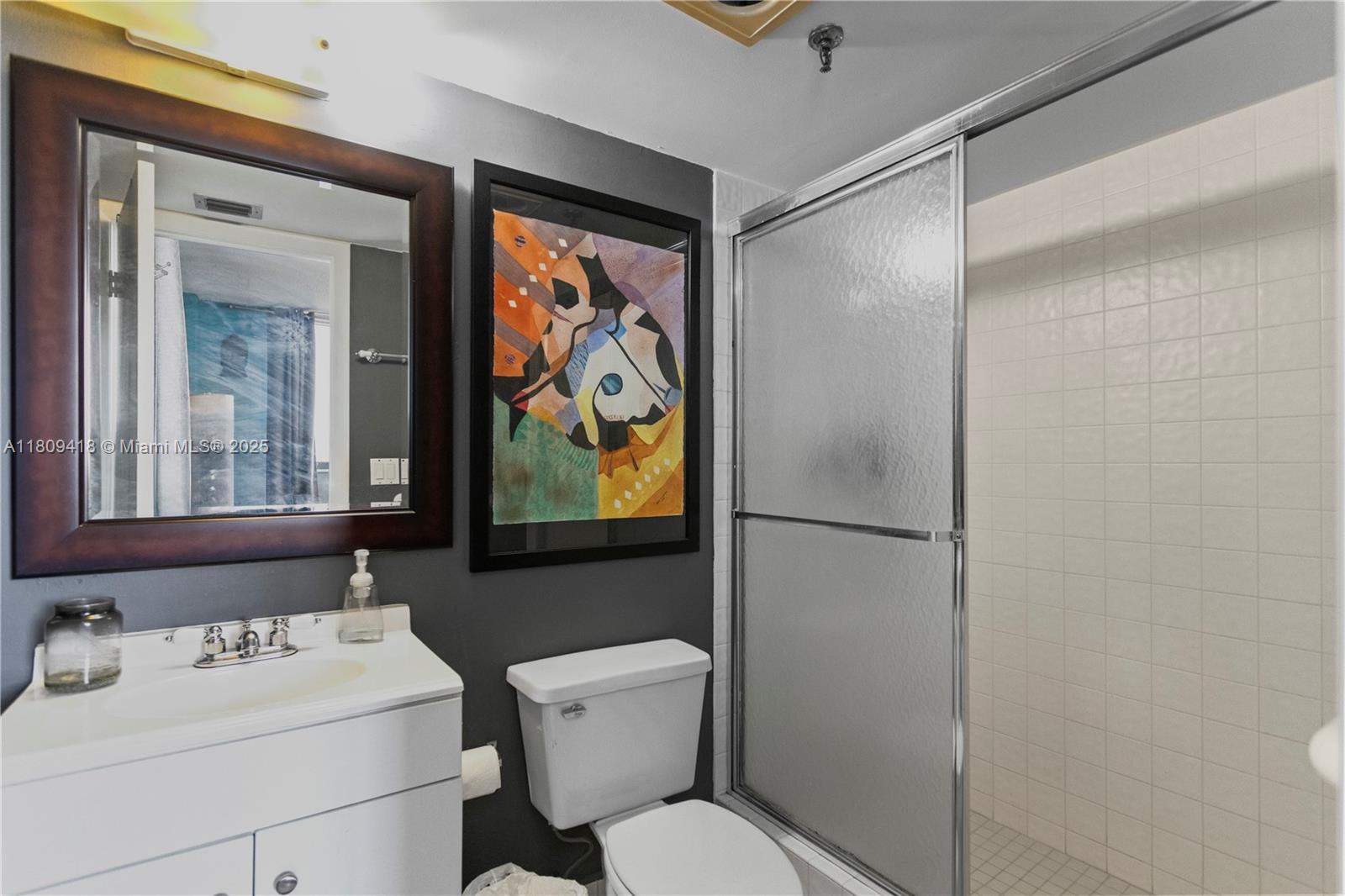 2300 NE 33rd Ave # 401