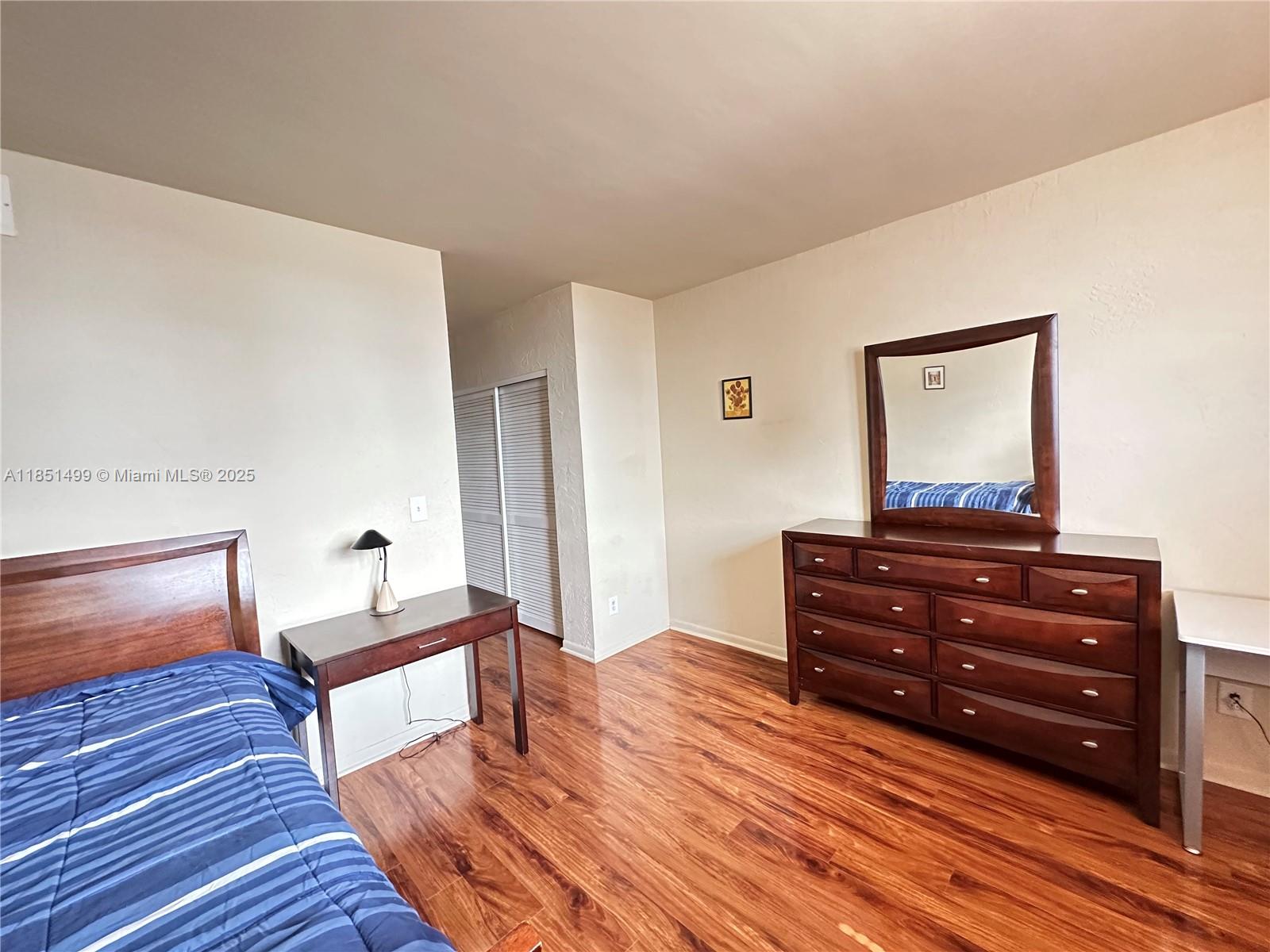 19390 Collins Ave # 1401