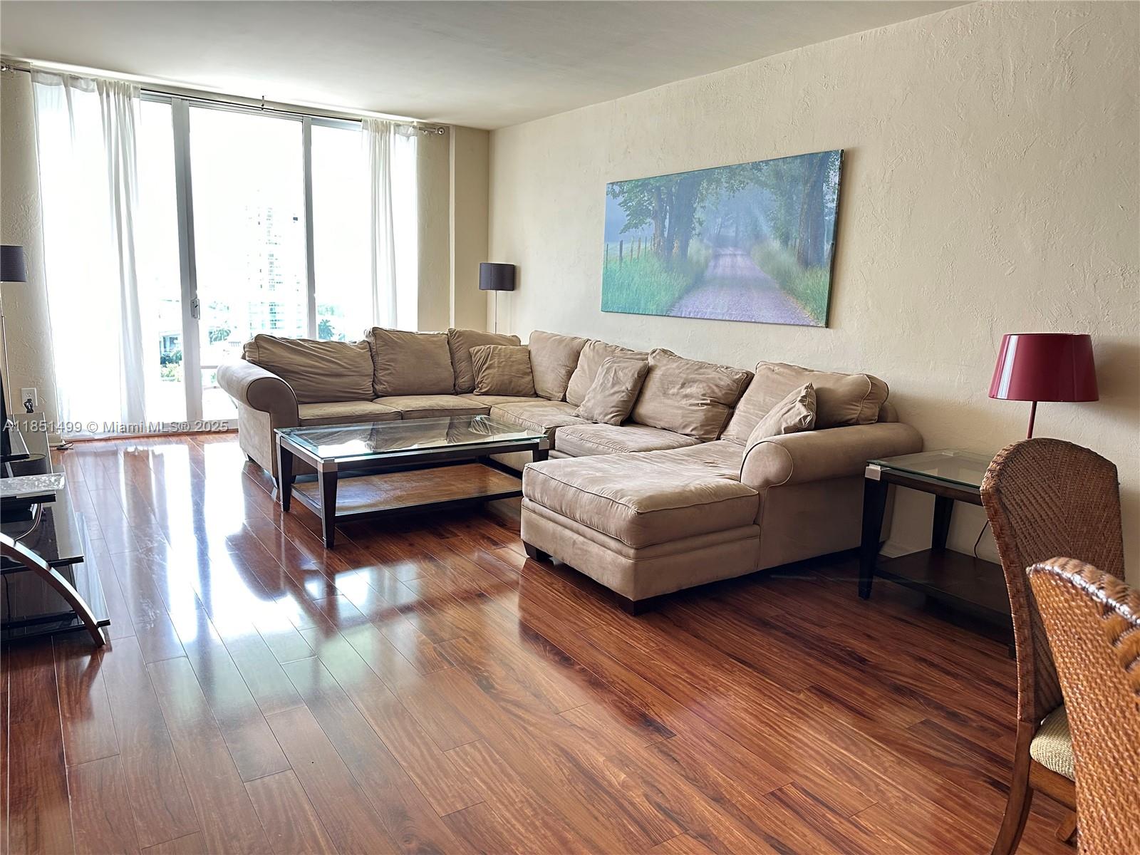 19390 Collins Ave # 1401