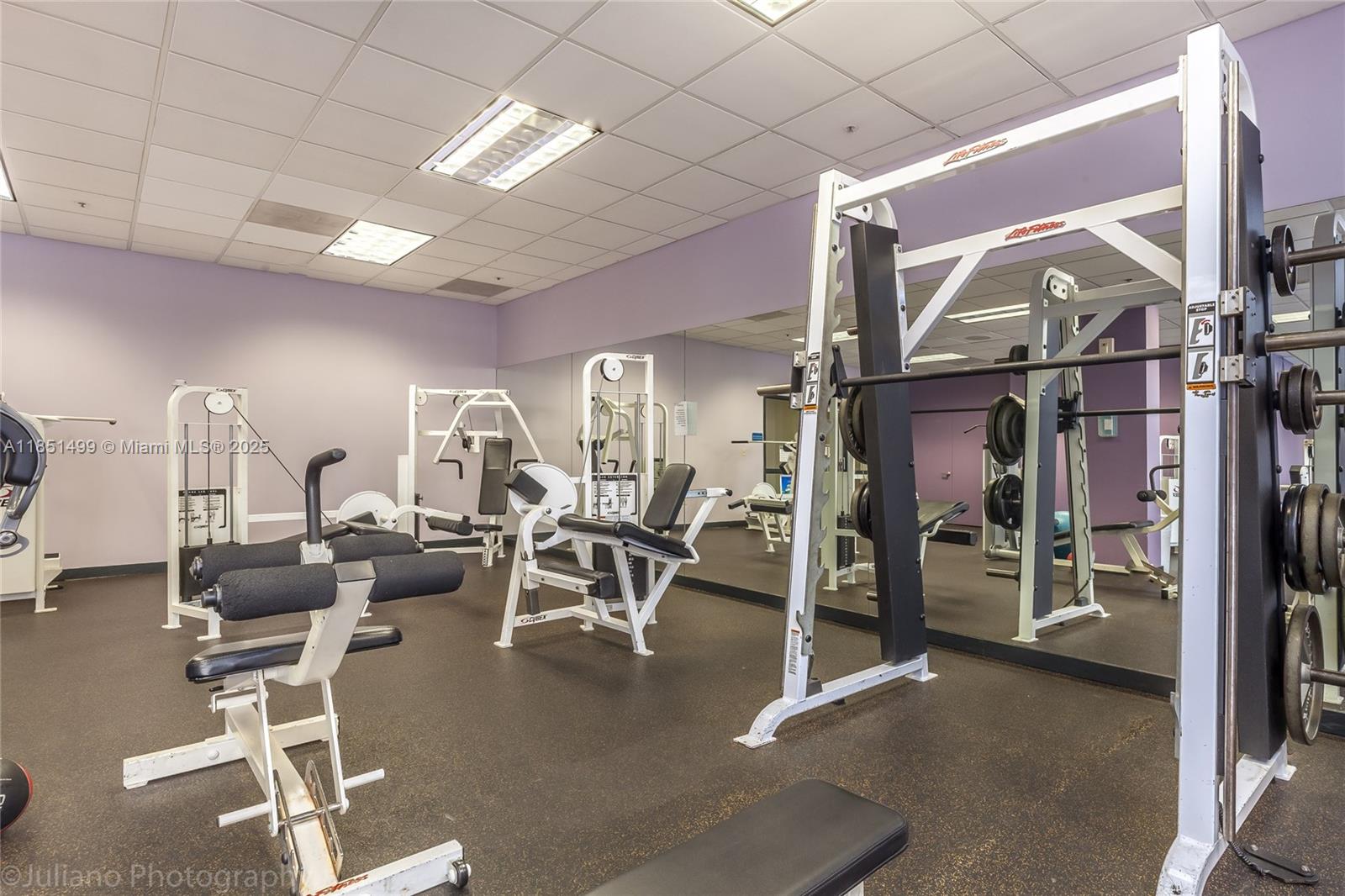 19390 Collins Ave # 1401