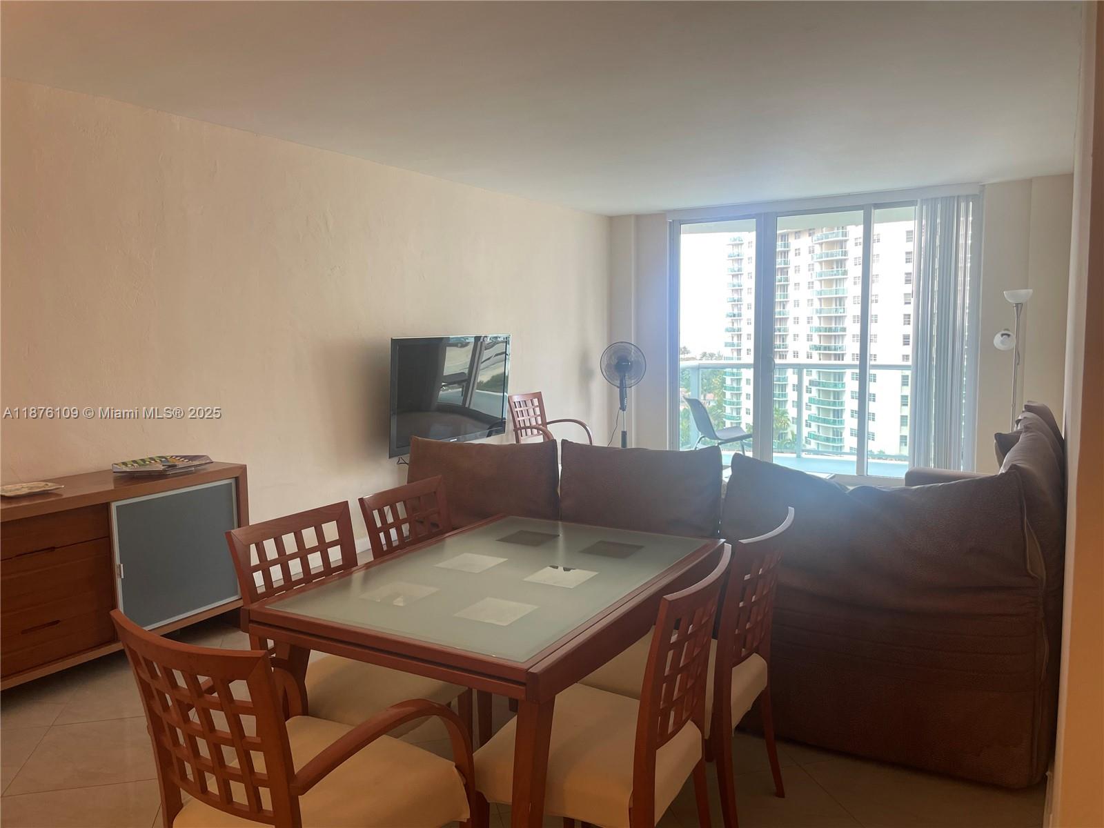 19380 Collins Ave # 1014