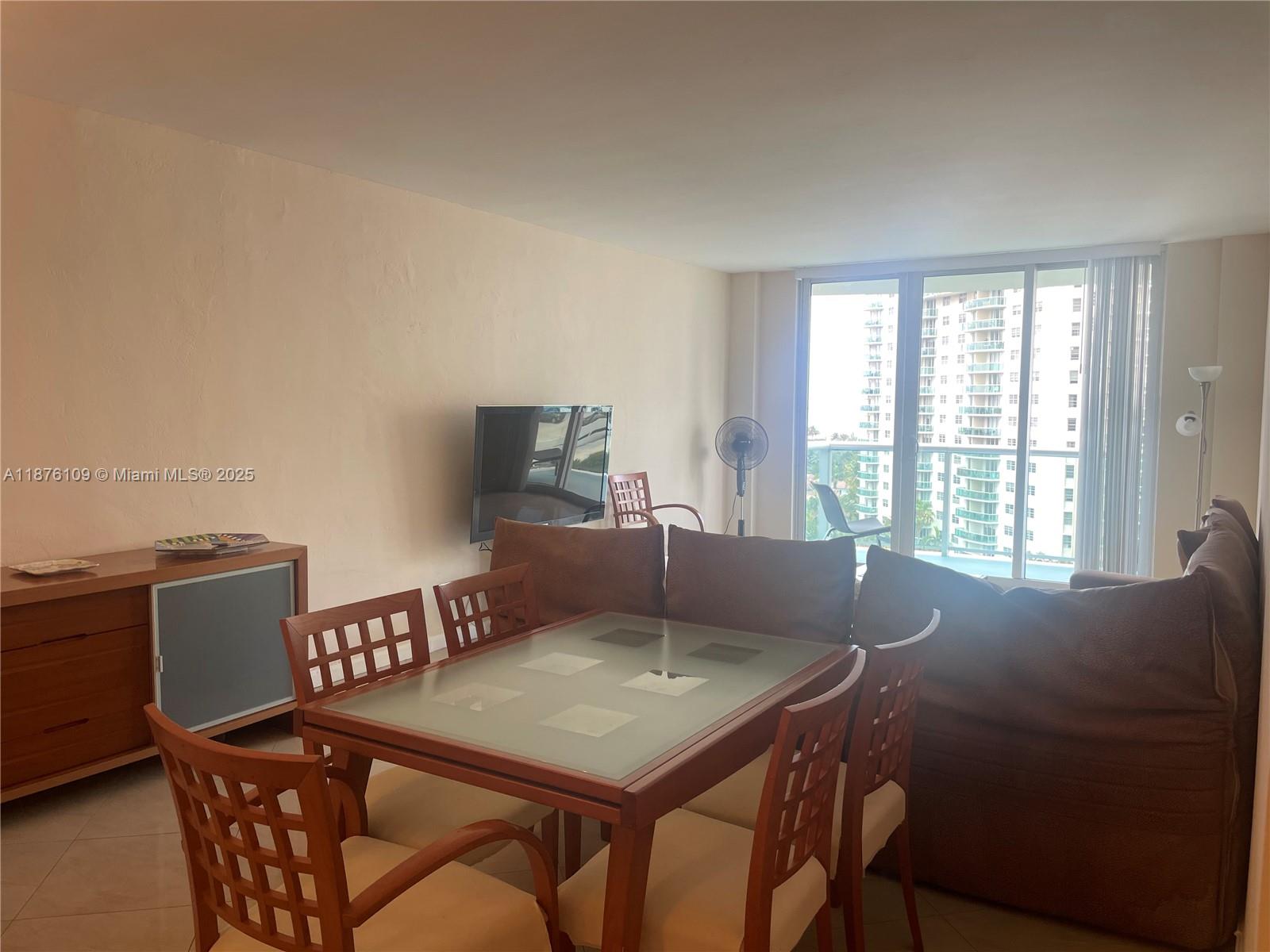 19380 Collins Ave # 1014