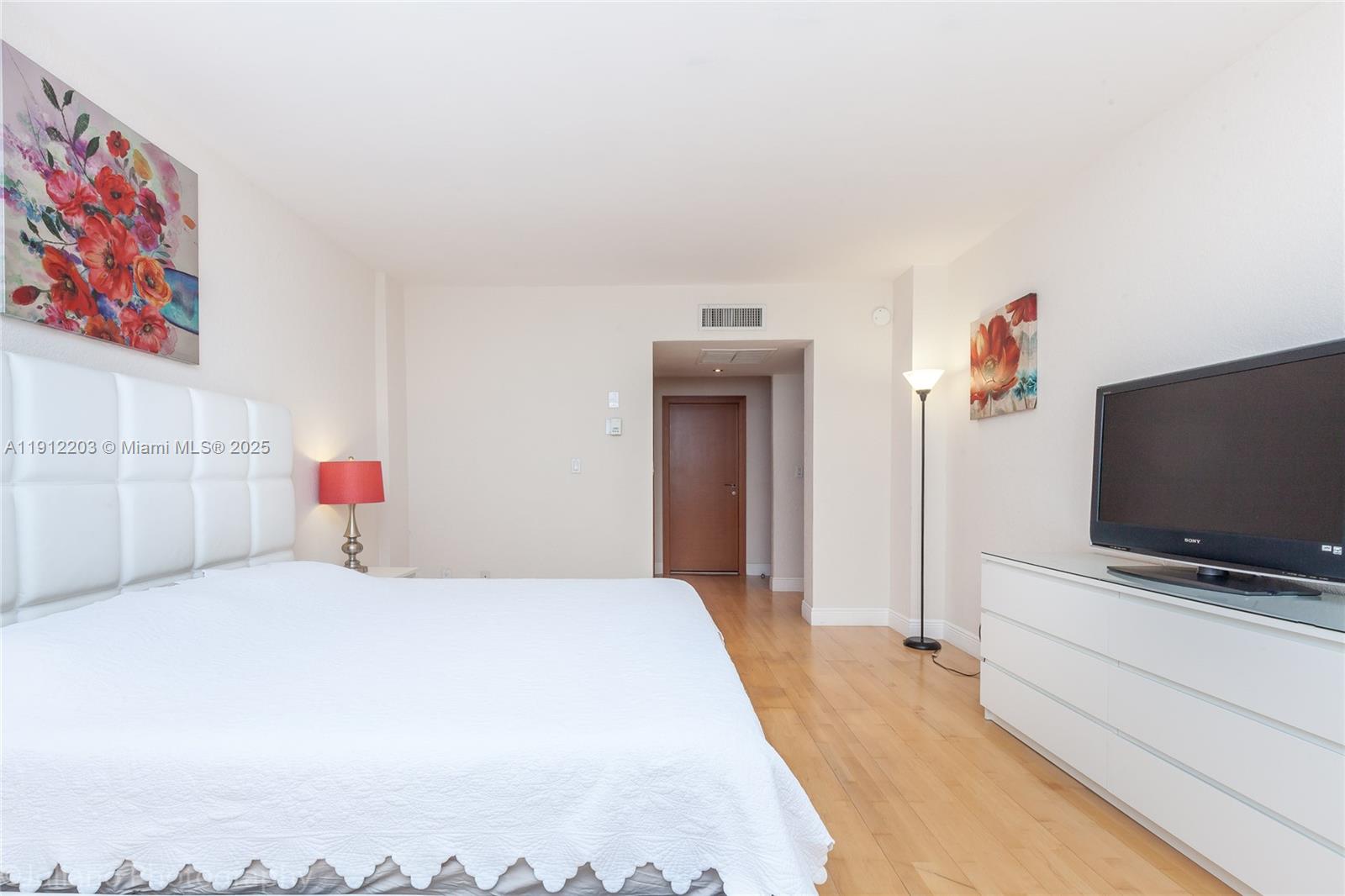 19380 Collins Ave # 427