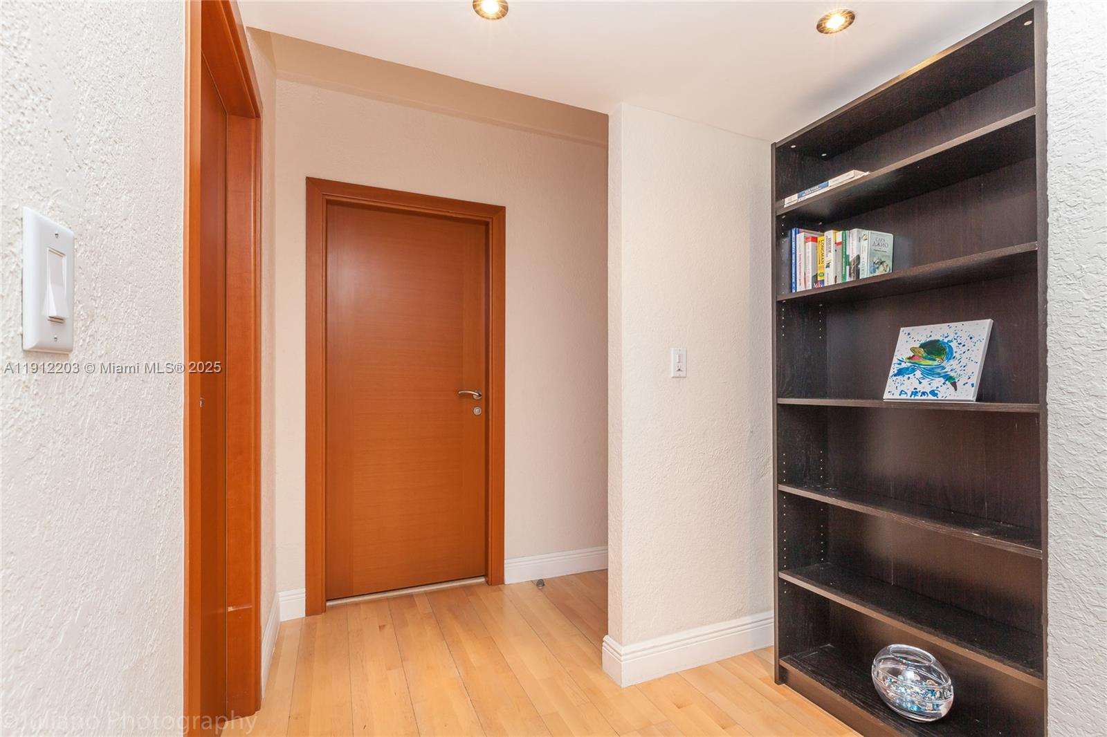 19380 Collins Ave # 427