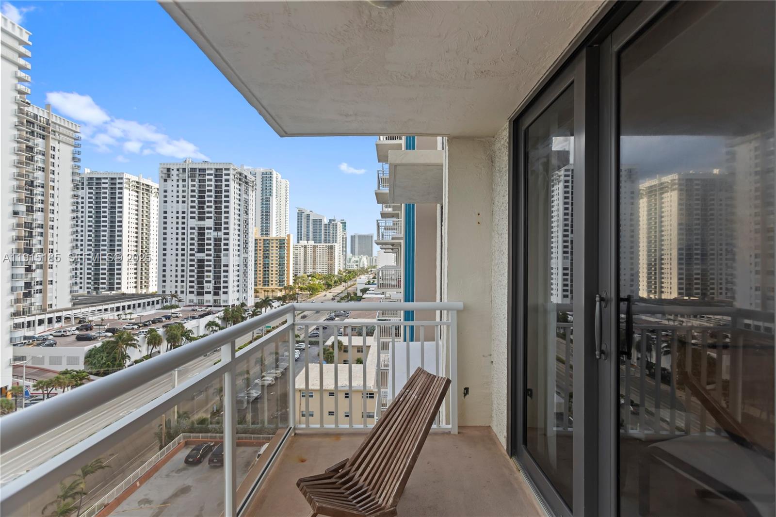 1600 S Ocean Drive # 11H