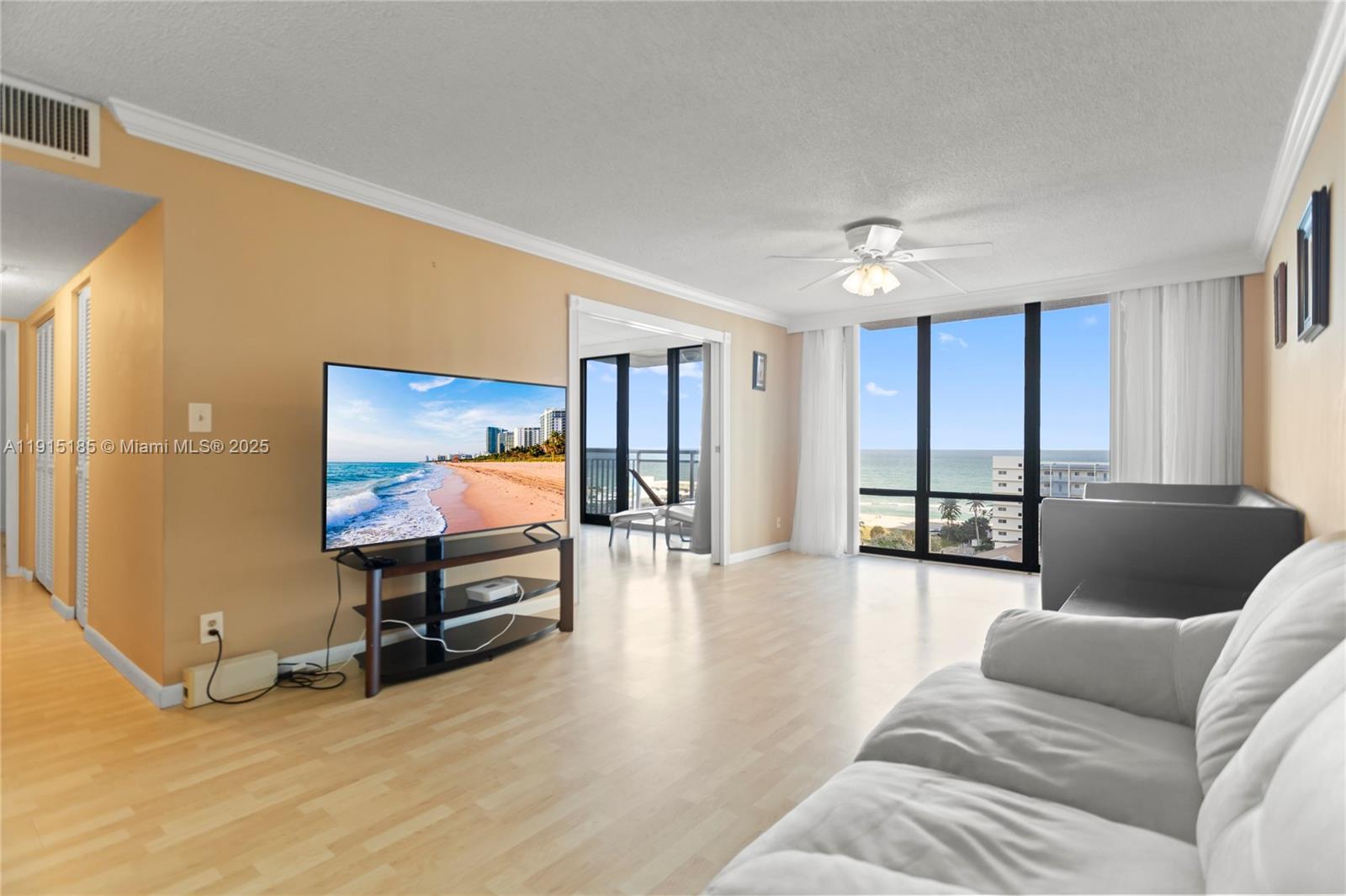 1600 S Ocean Drive # 11H