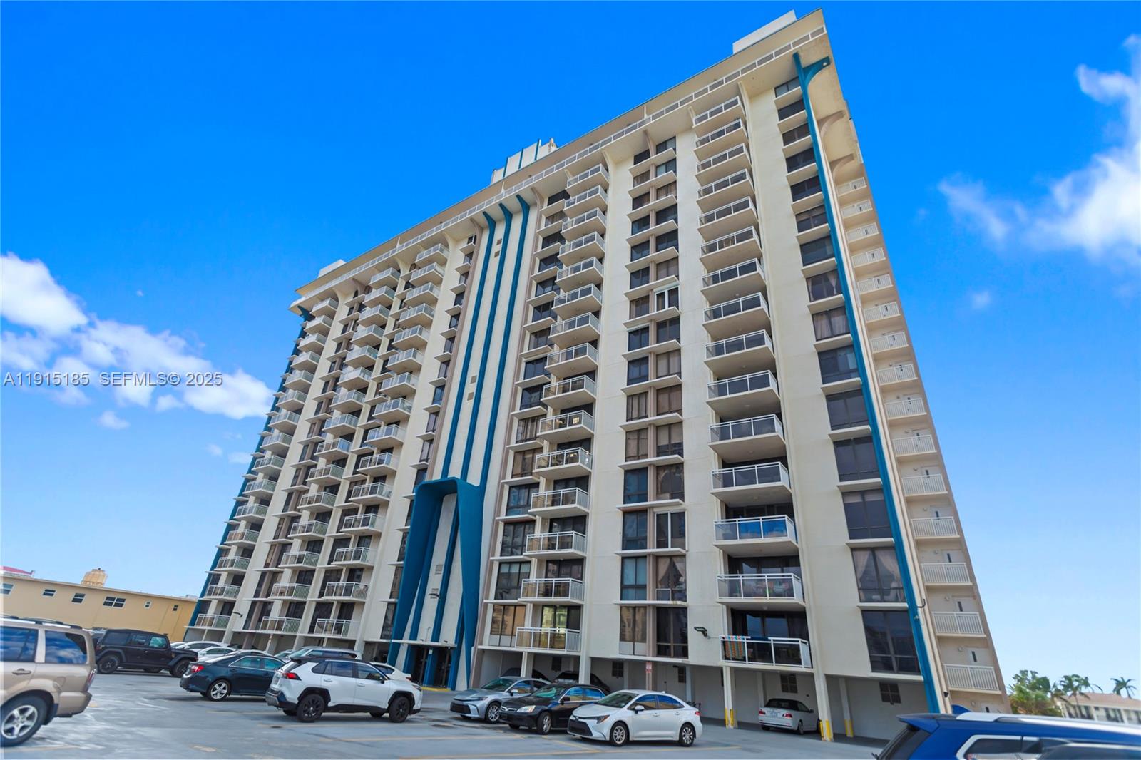 1600 S Ocean Drive # 11H