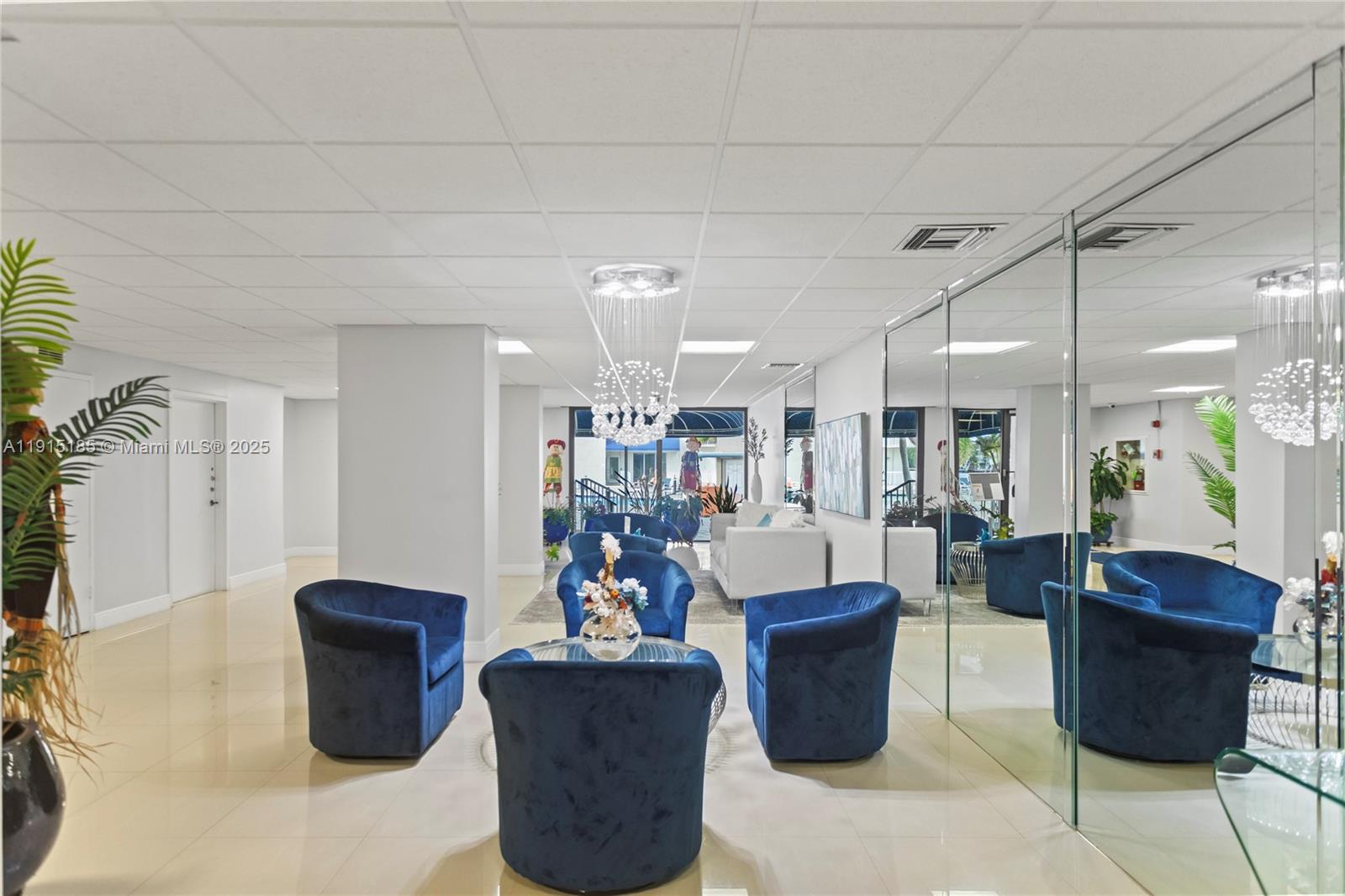 1600 S Ocean Drive # 11H