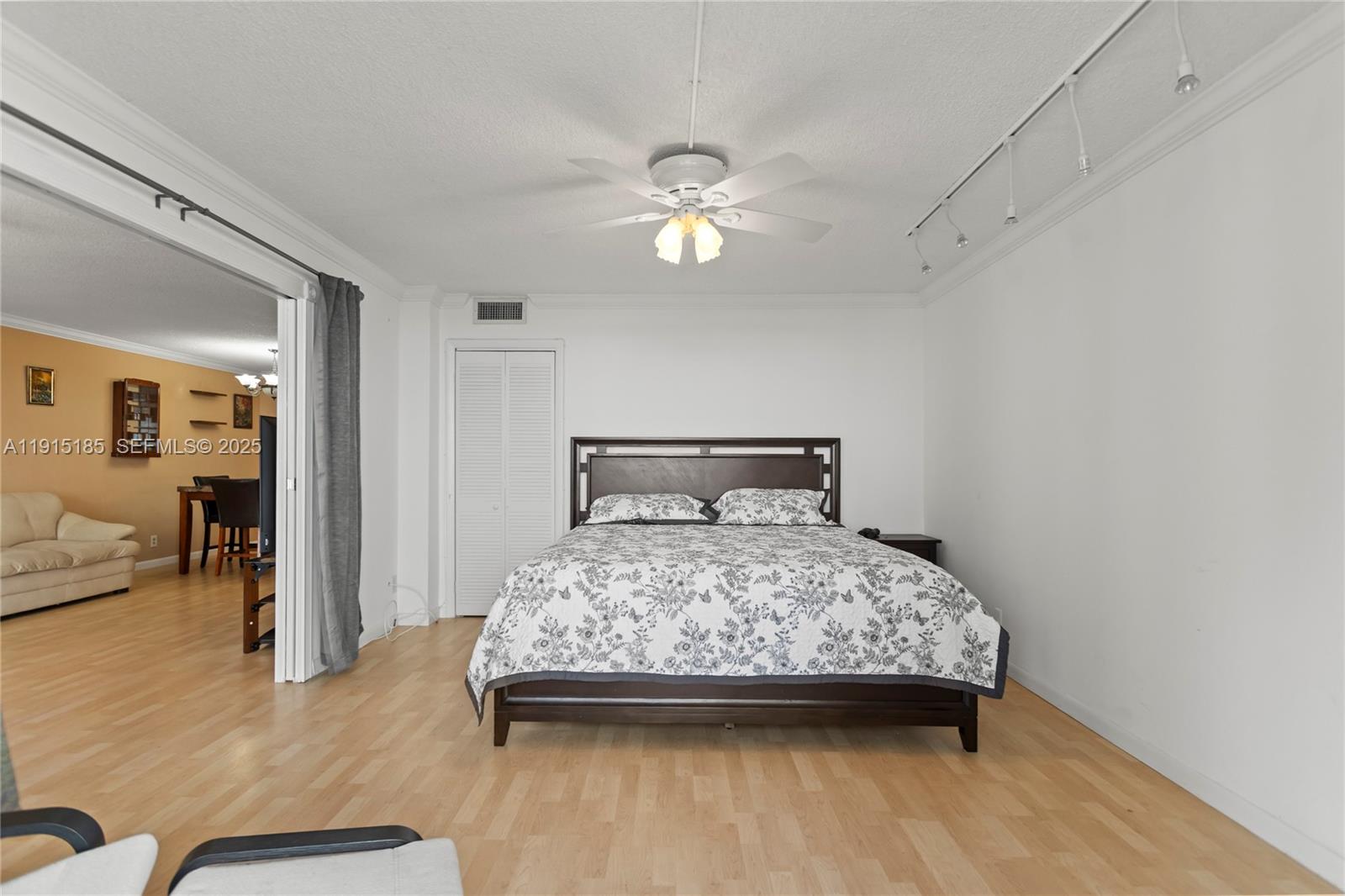 1600 S Ocean Drive # 11H