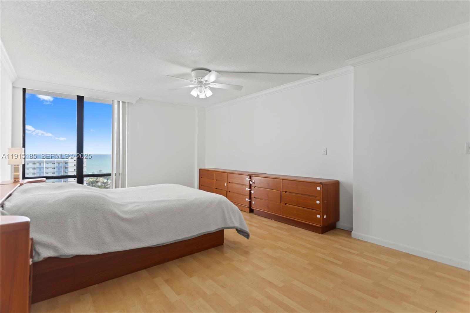 1600 S Ocean Drive # 11H
