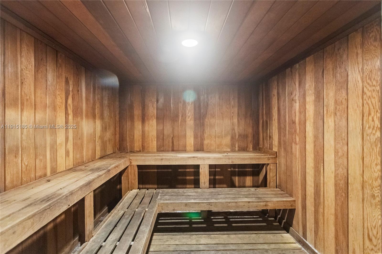 1600 S Ocean Drive # 11H