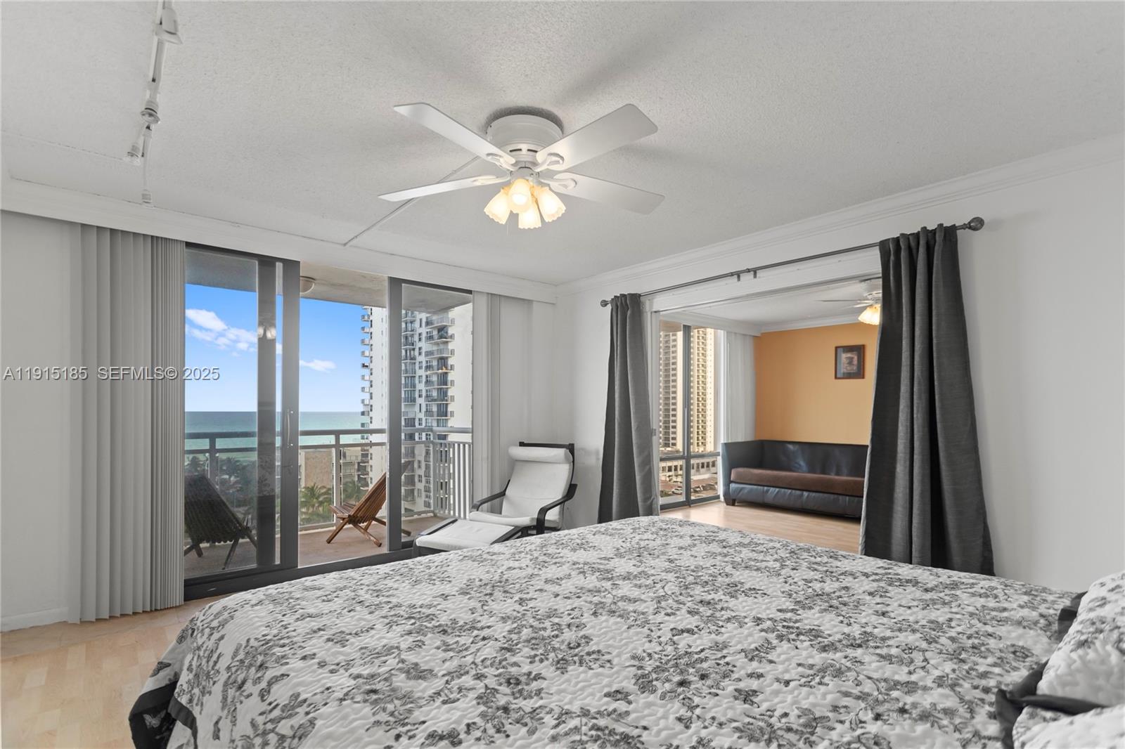 1600 S Ocean Drive # 11H