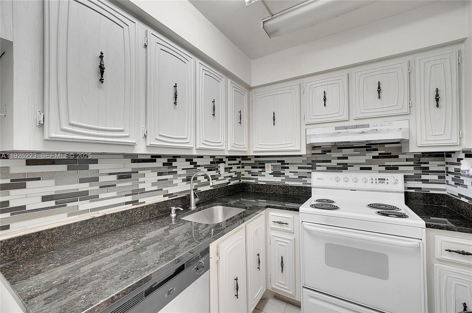 17800 Atlantic Blvd # 409