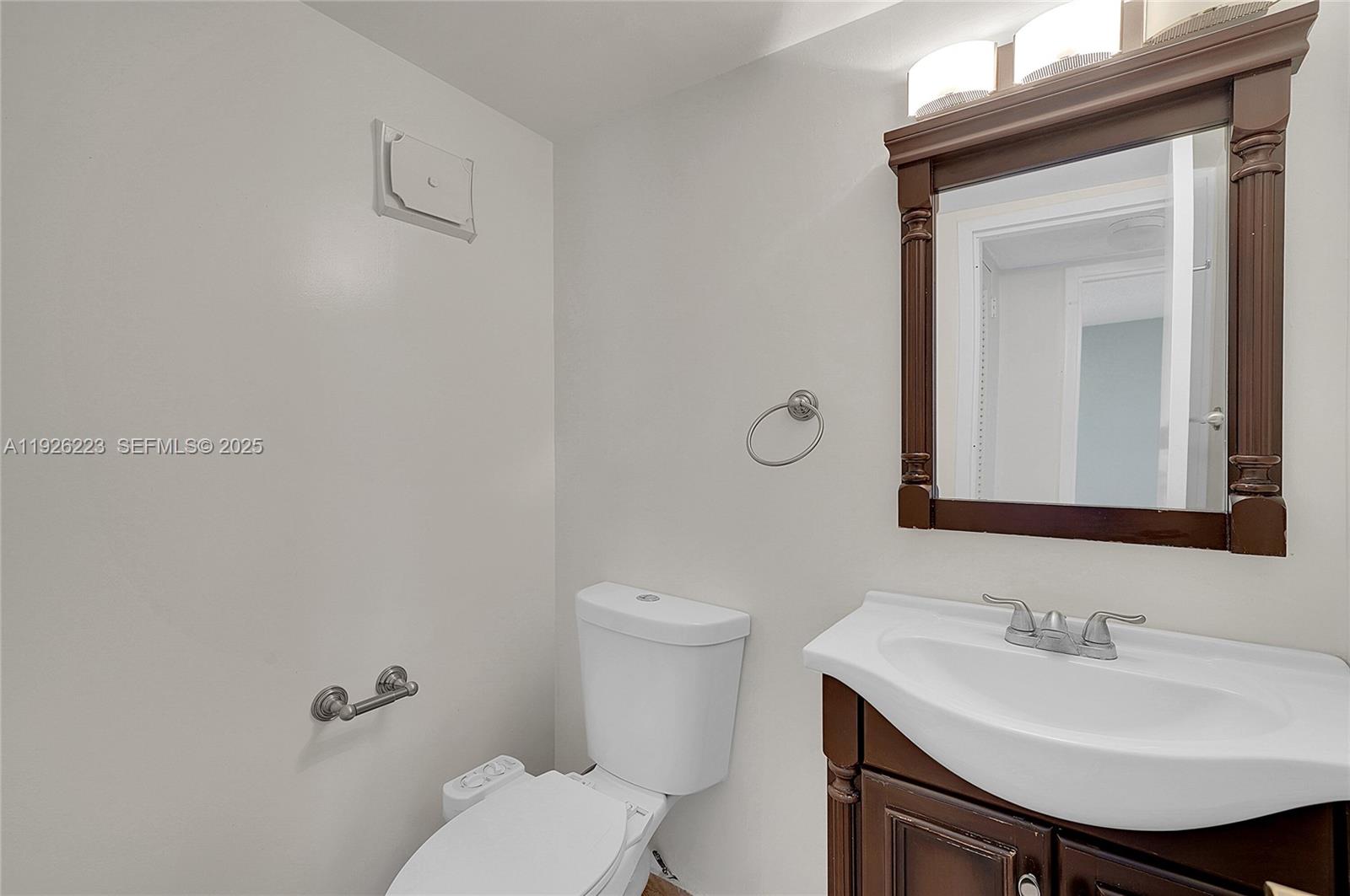 17800 Atlantic Blvd # 409