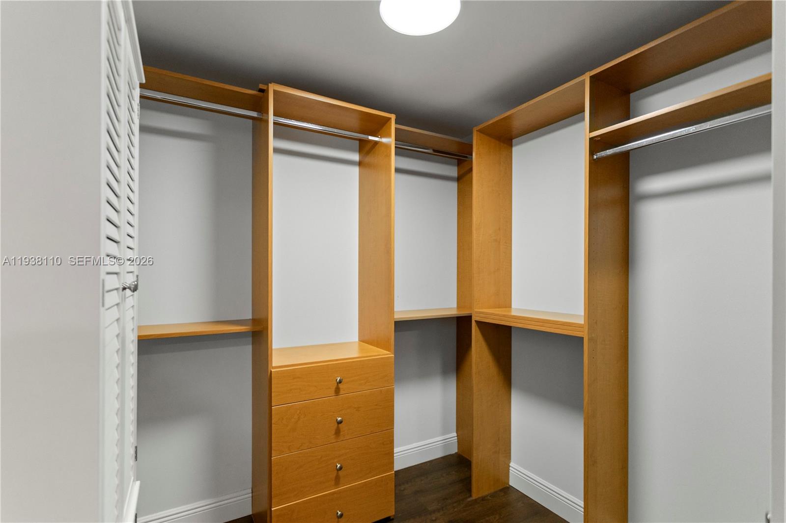 17201 Collins Ave # 3502