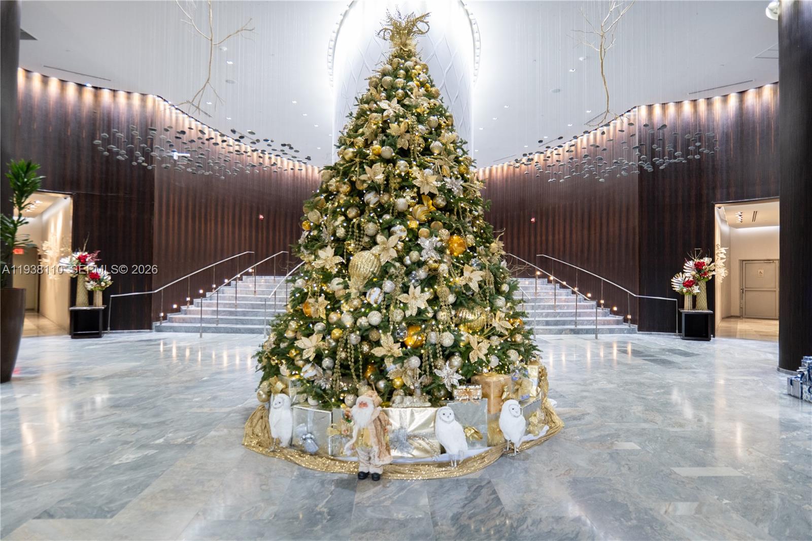 17201 Collins Ave # 3502