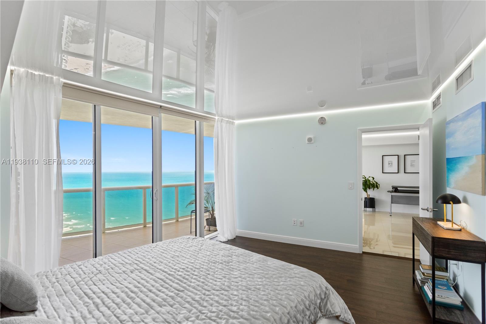 17201 Collins Ave # 3502