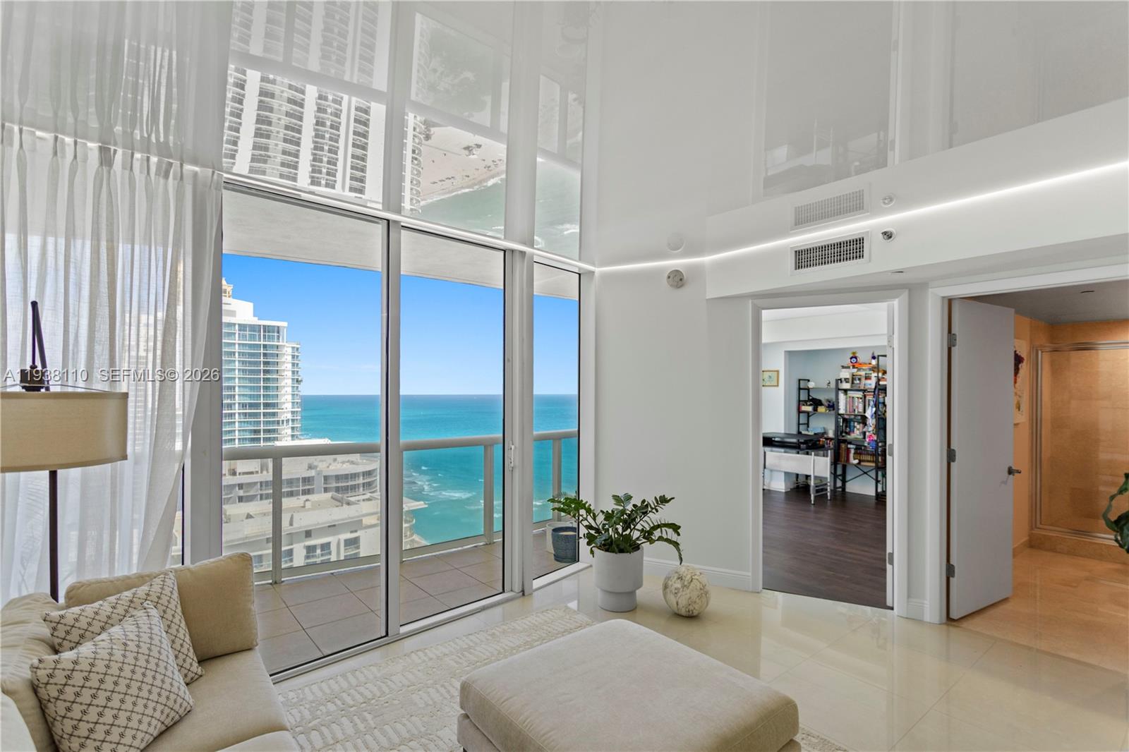 17201 Collins Ave # 3502