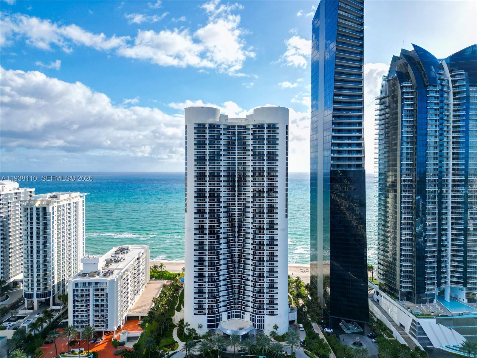 17201 Collins Ave # 3502