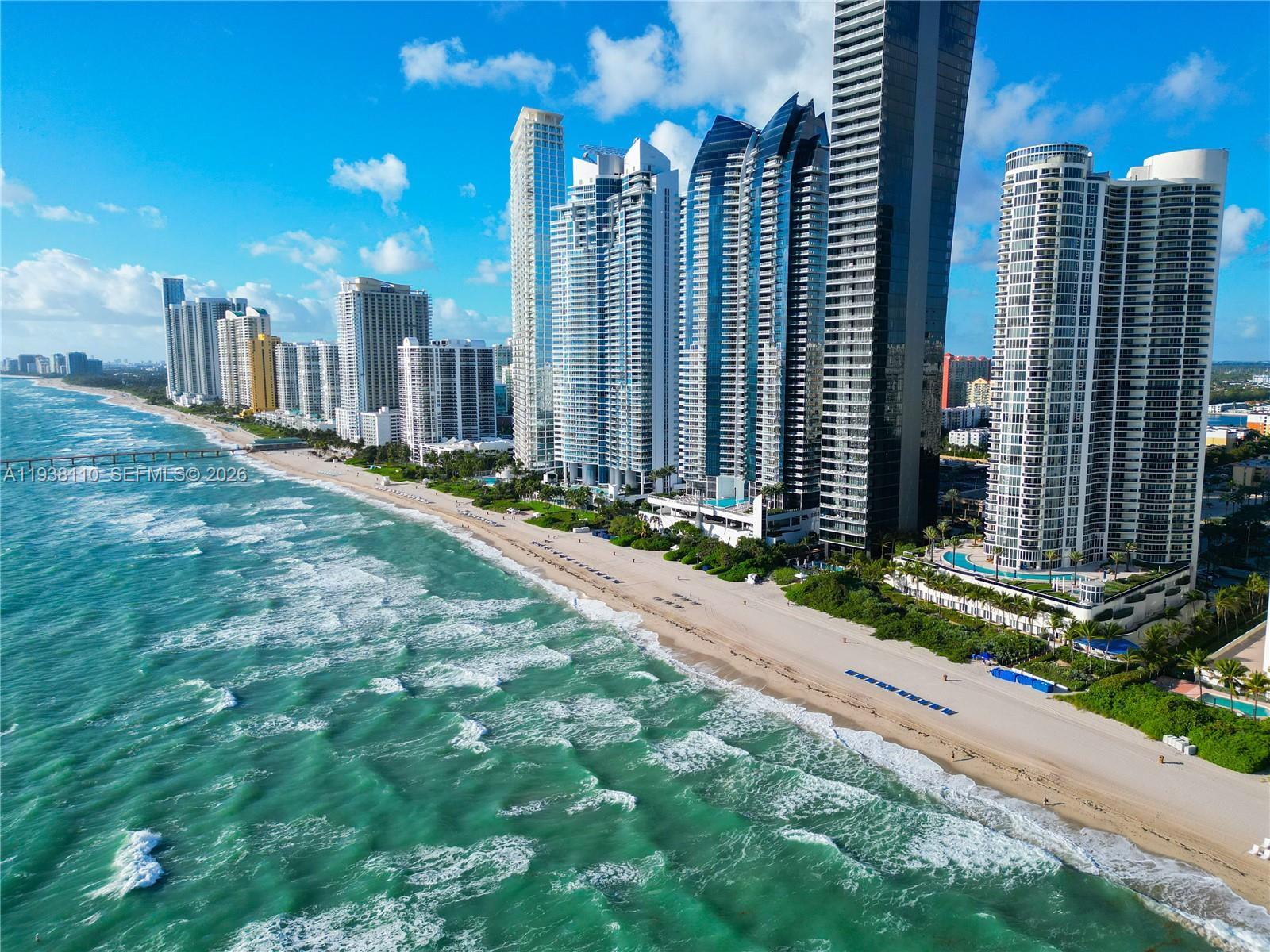 17201 Collins Ave # 3502