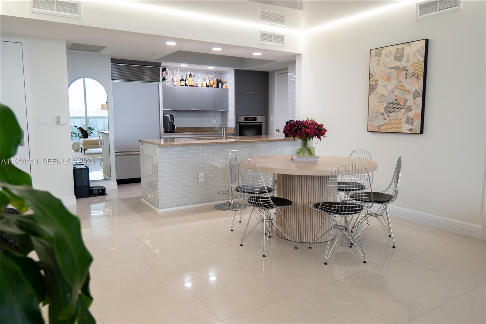 17201 Collins Ave # 3502