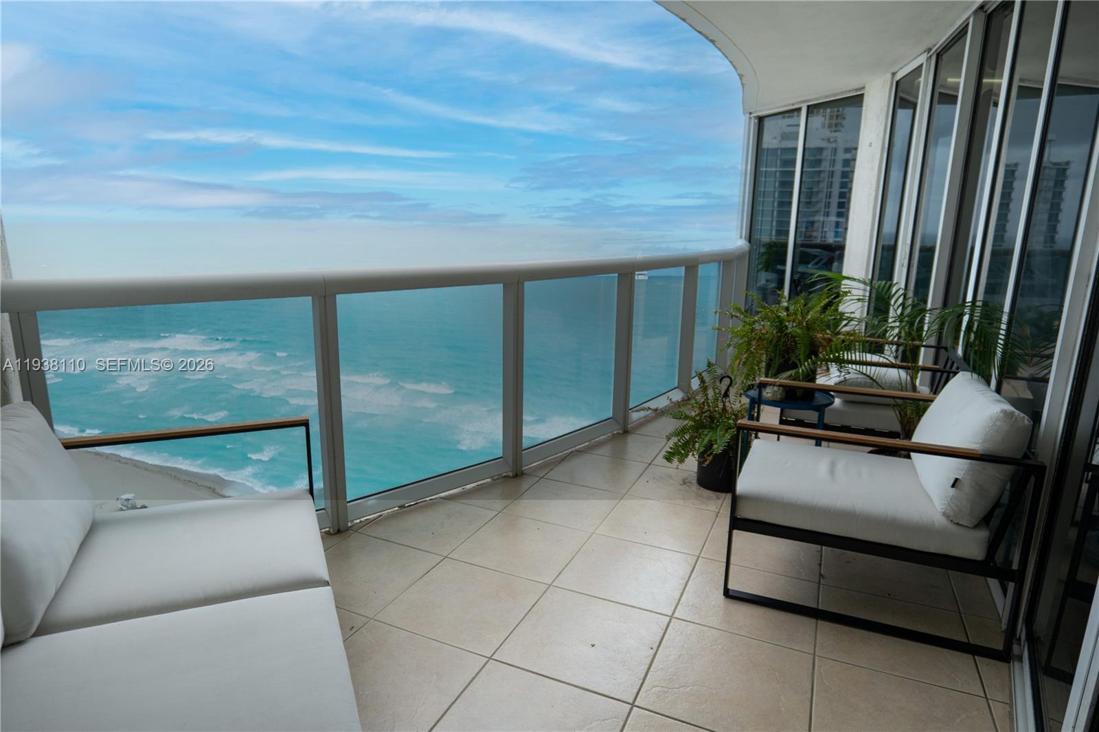 17201 Collins Ave # 3502