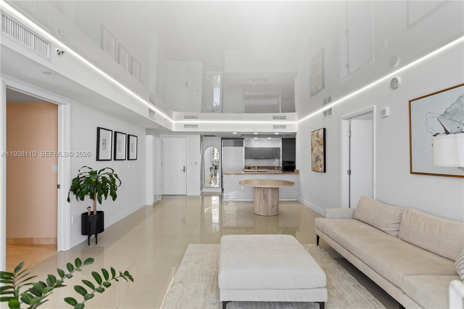 17201 Collins Ave # 3502