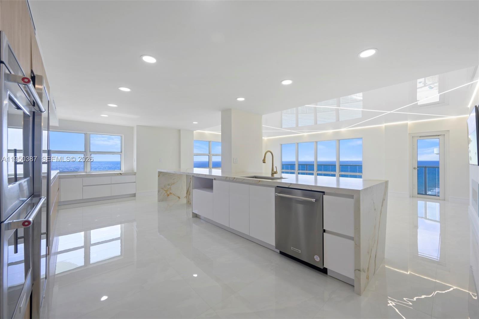 3410 Galt Ocean Dr Unit: PH2N
