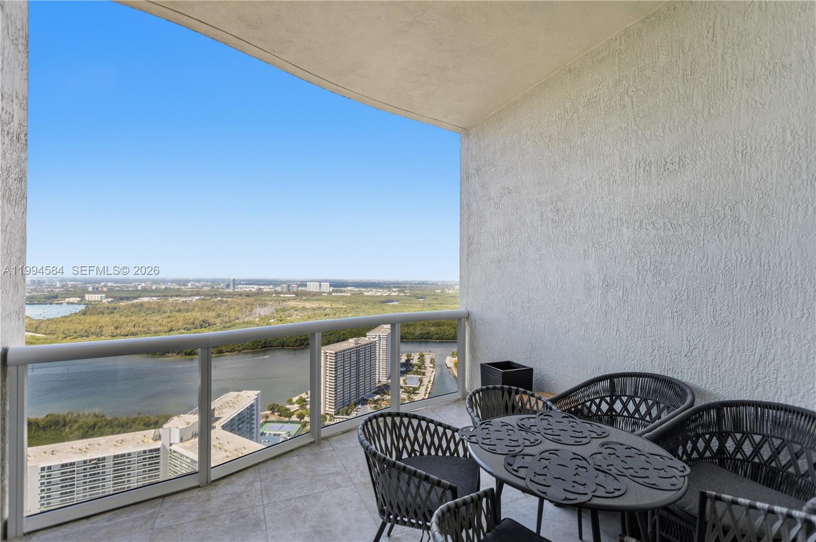 15811 Collins Ave # 4004