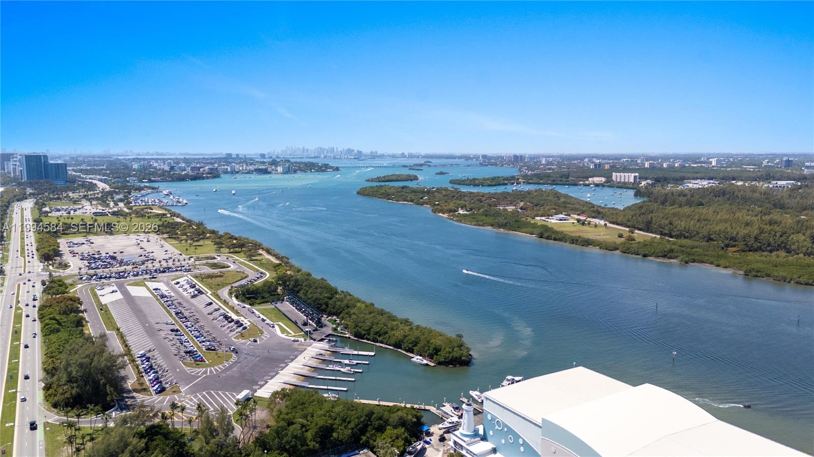 15811 Collins Ave # 4004