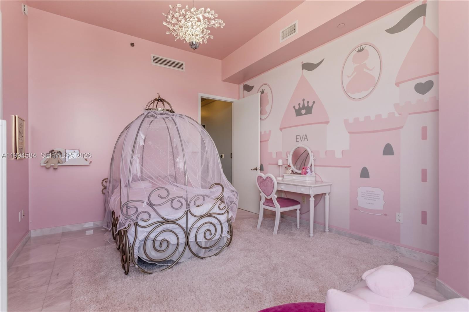 15811 Collins Ave # 4004