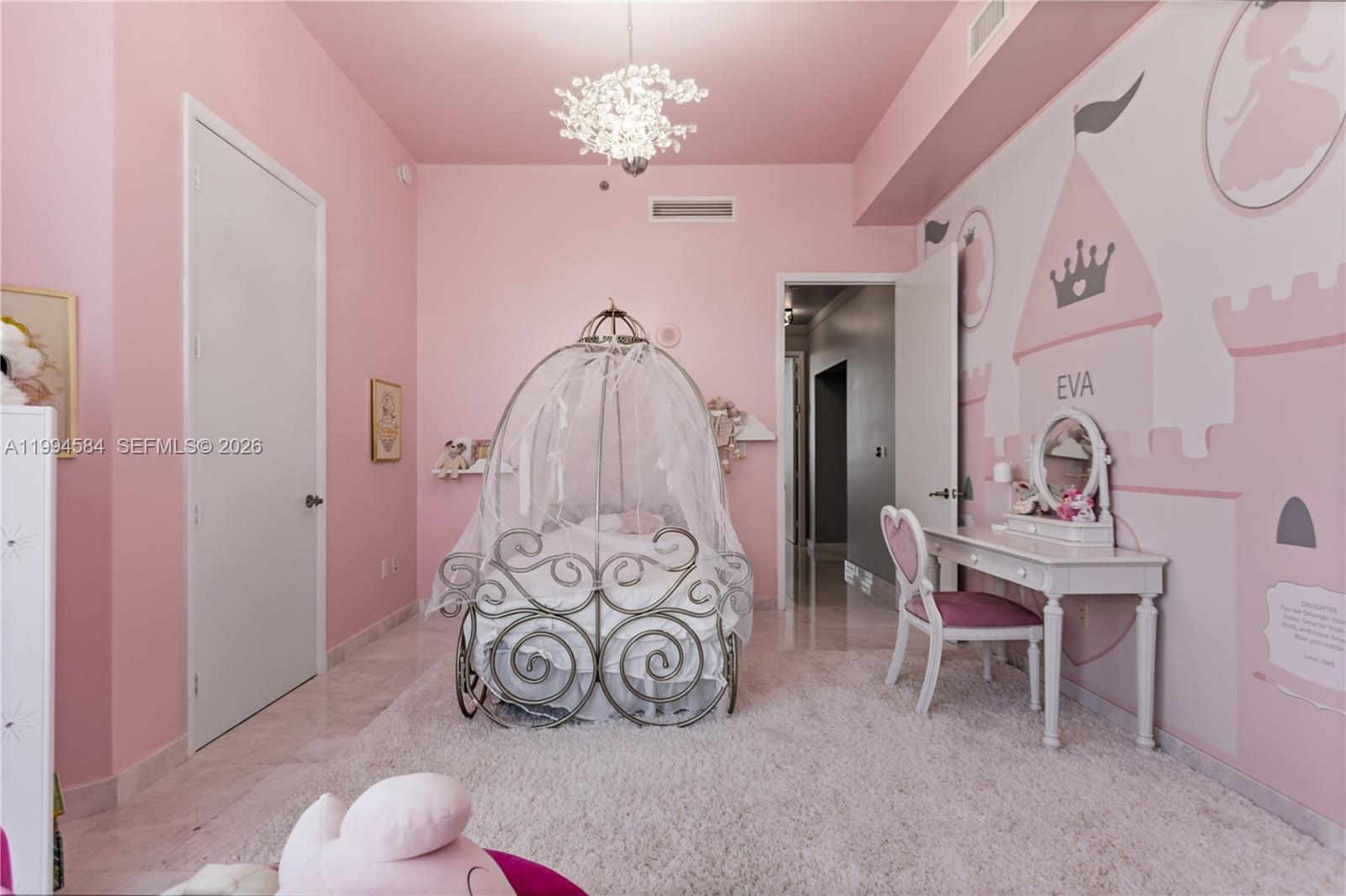 15811 Collins Ave # 4004