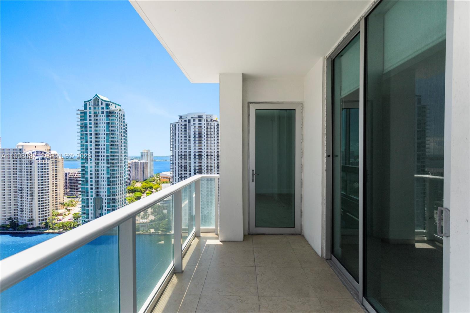 300 S Biscayne Blvd # 2414 Unit: T-2414