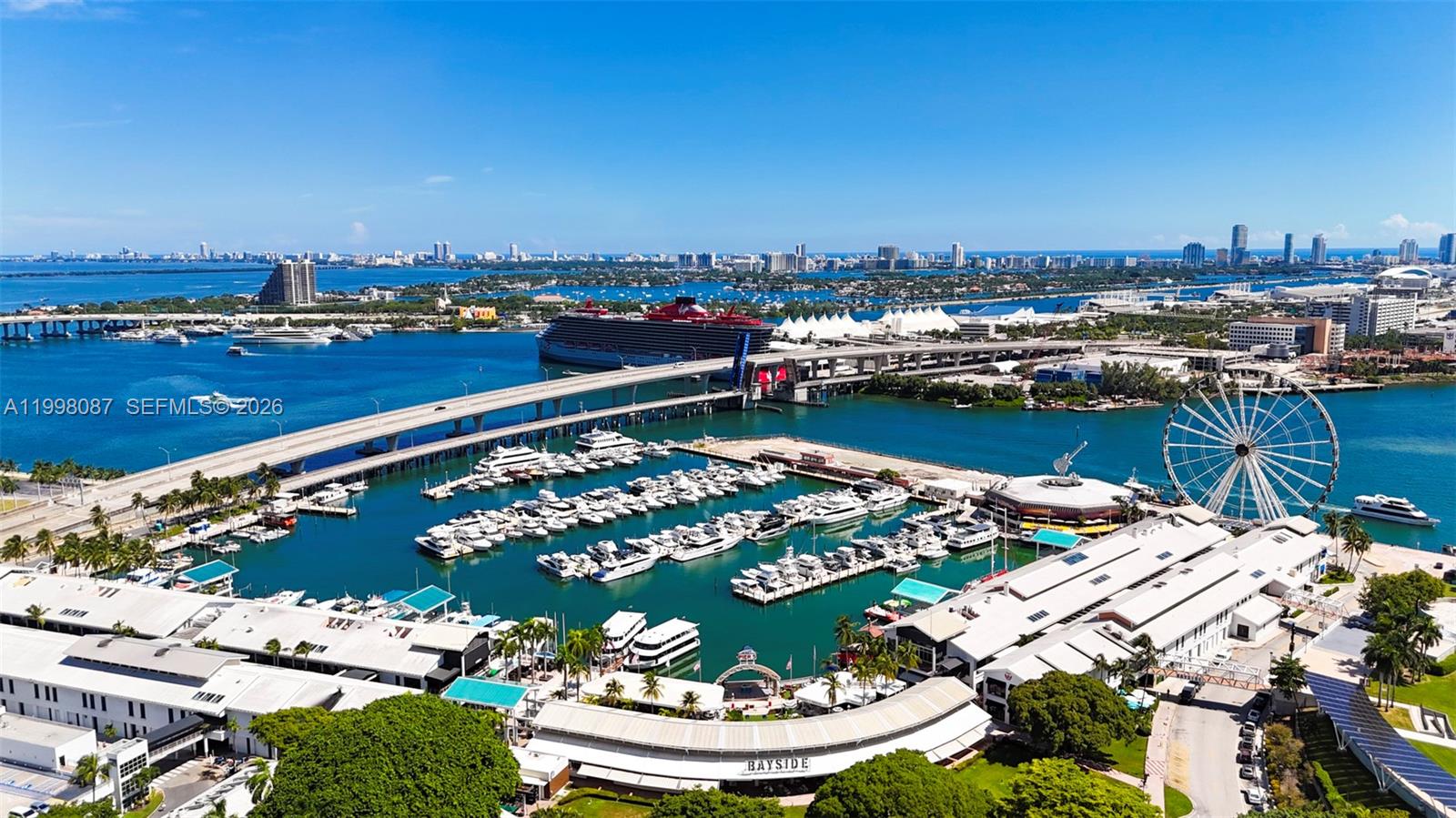 300 S Biscayne Blvd # 2414 Unit: T-2414