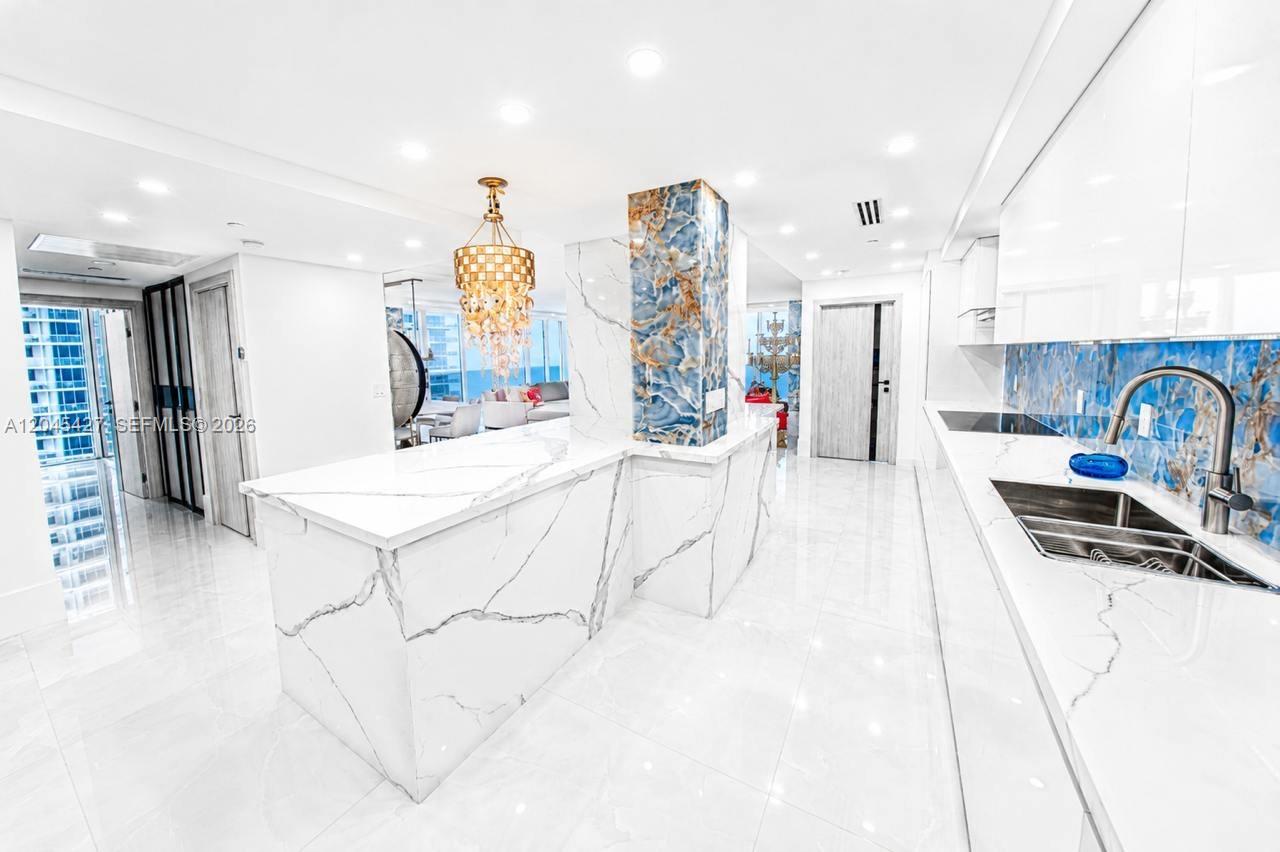 1800 S Ocean Dr # 3601