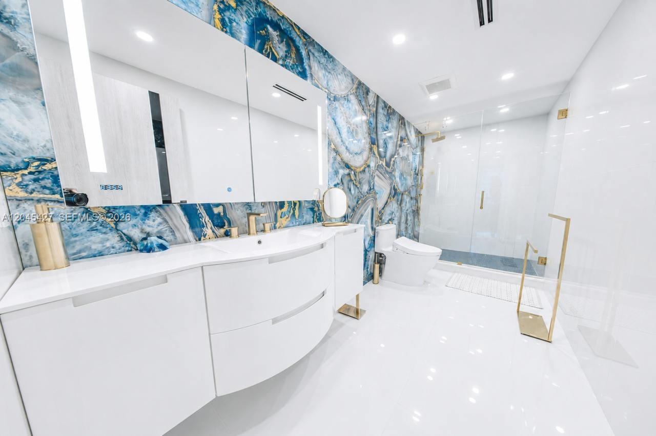 1800 S Ocean Dr # 3601