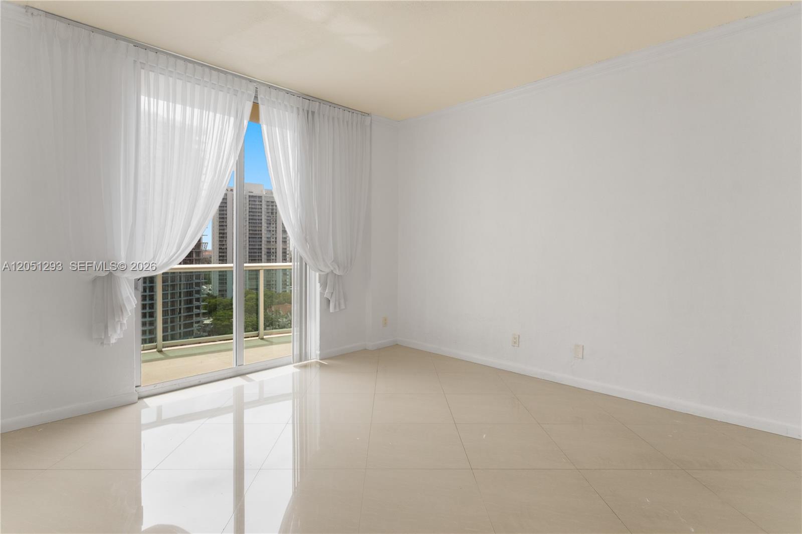 19390 Collins Ave # 17 Unit: PH-17