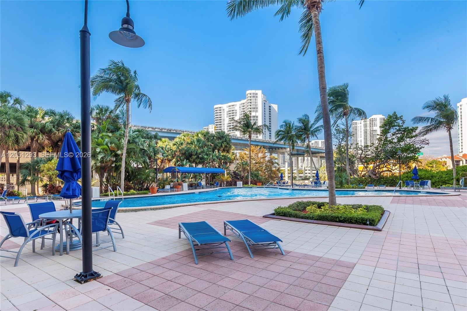 19390 Collins Ave # 17 Unit: PH-17
