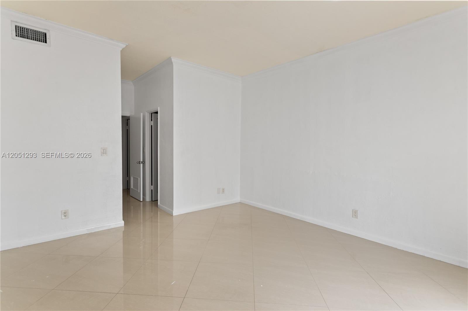 19390 Collins Ave # 17 Unit: PH-17