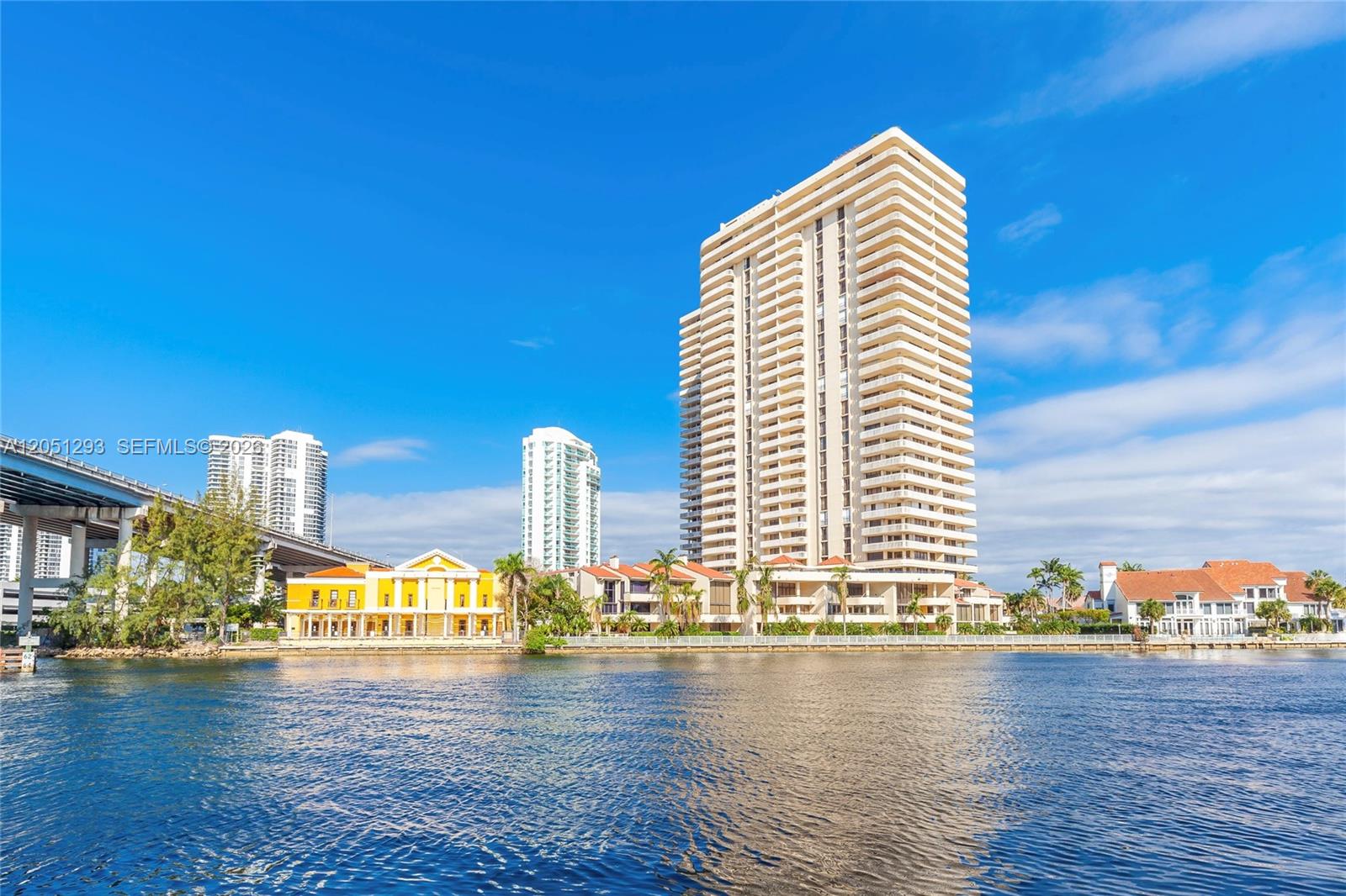 19390 Collins Ave # 17 Unit: PH-17