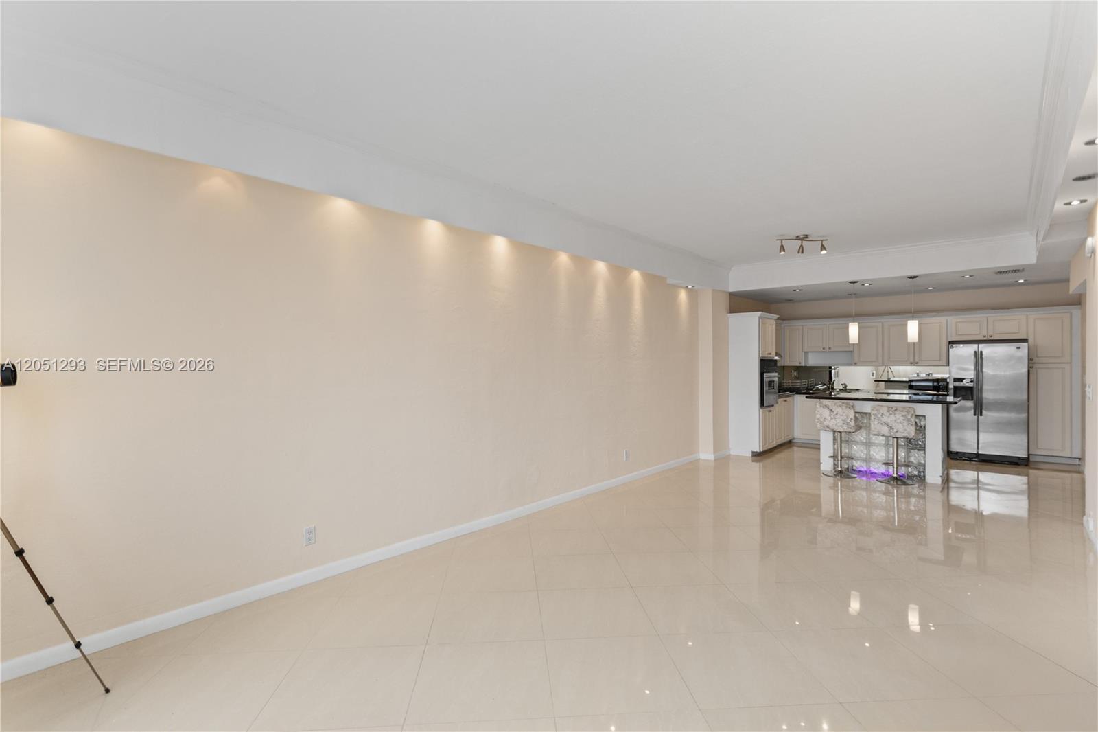 19390 Collins Ave # 17 Unit: PH-17
