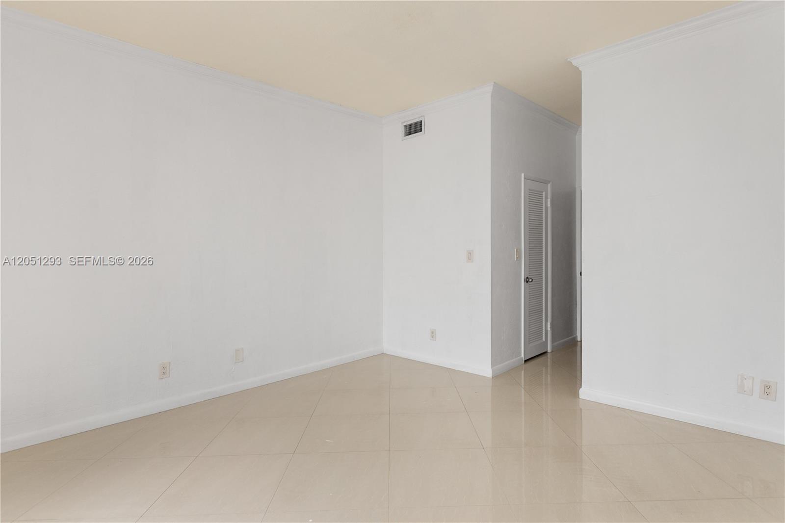 19390 Collins Ave # 17 Unit: PH-17