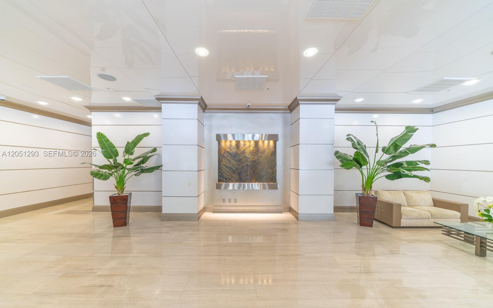 19390 Collins Ave # 17 Unit: PH-17