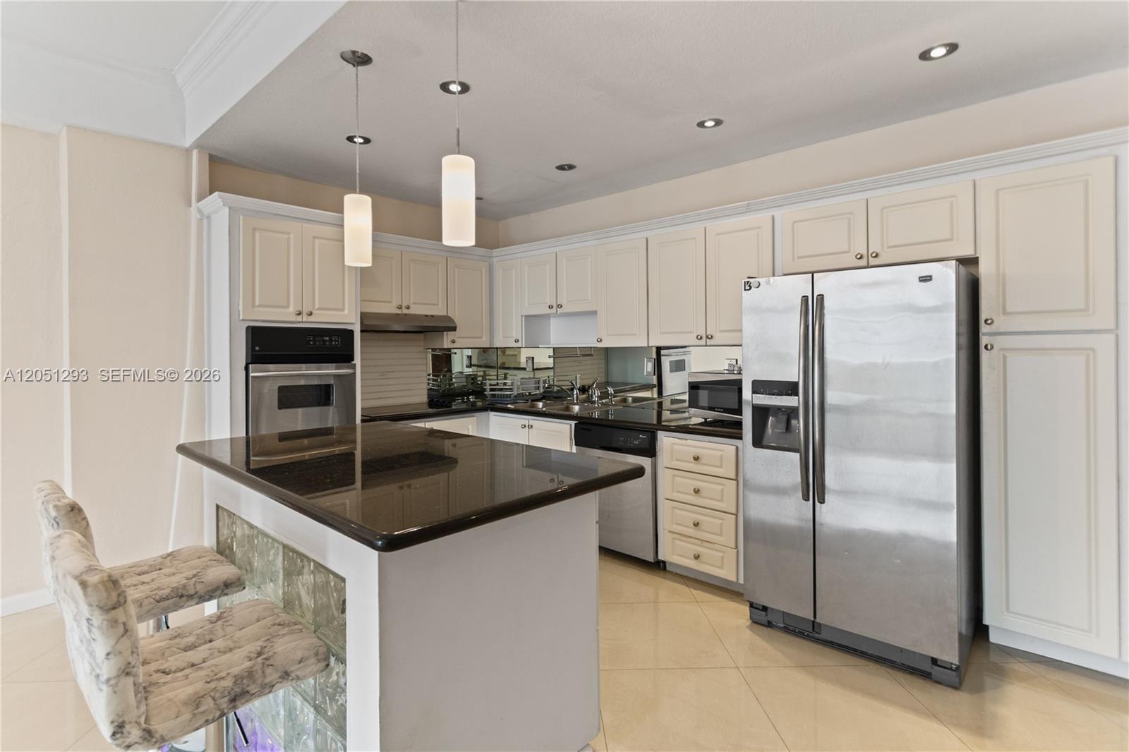 19390 Collins Ave # 17 Unit: PH-17