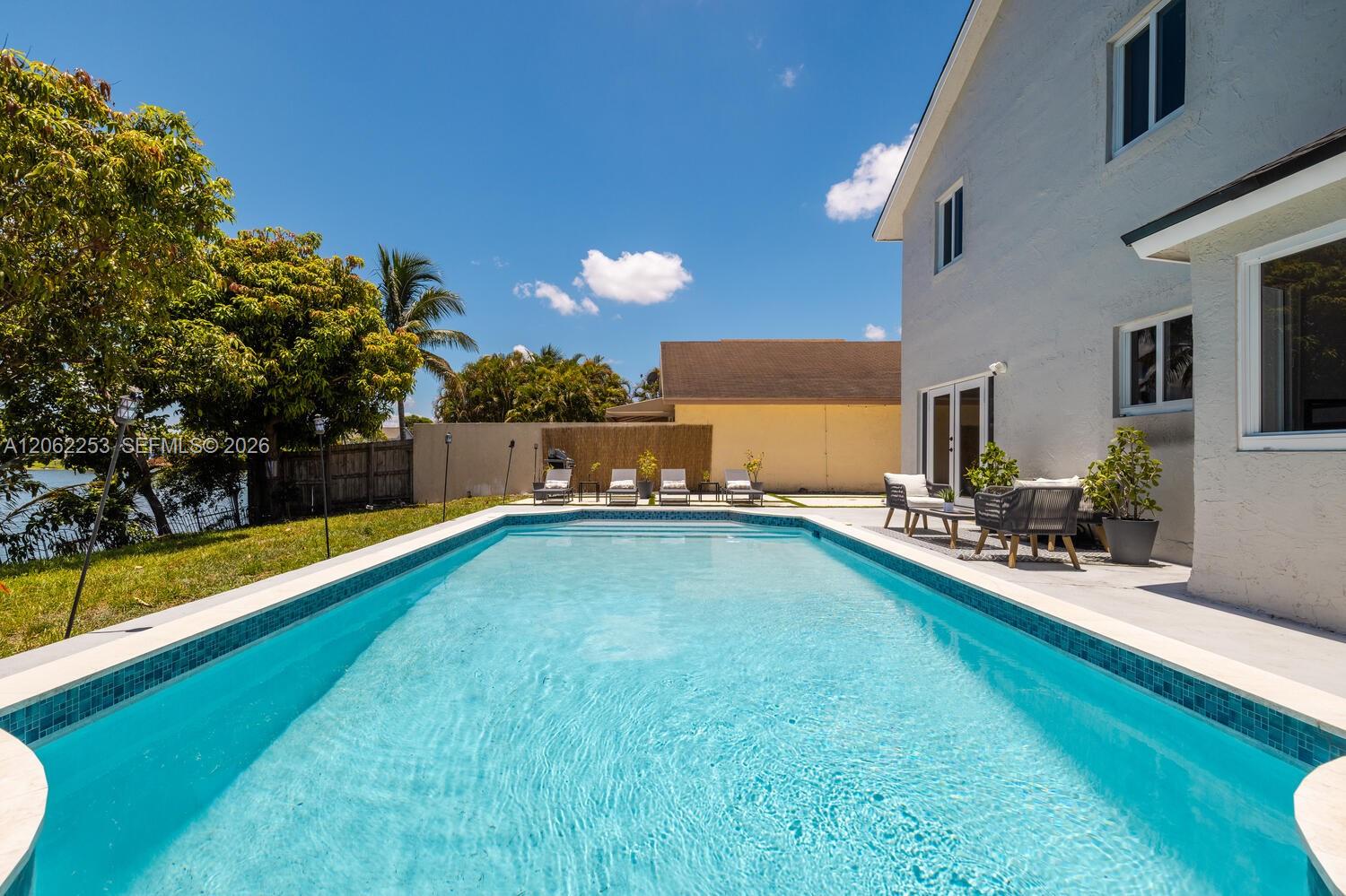 9650 SW 9th Ct