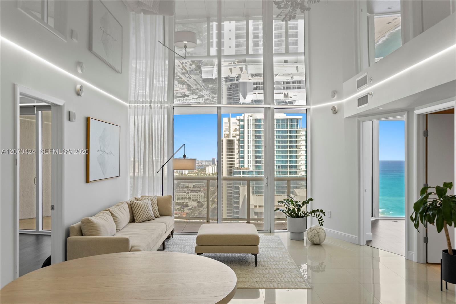17201 Collins Ave # 3502
