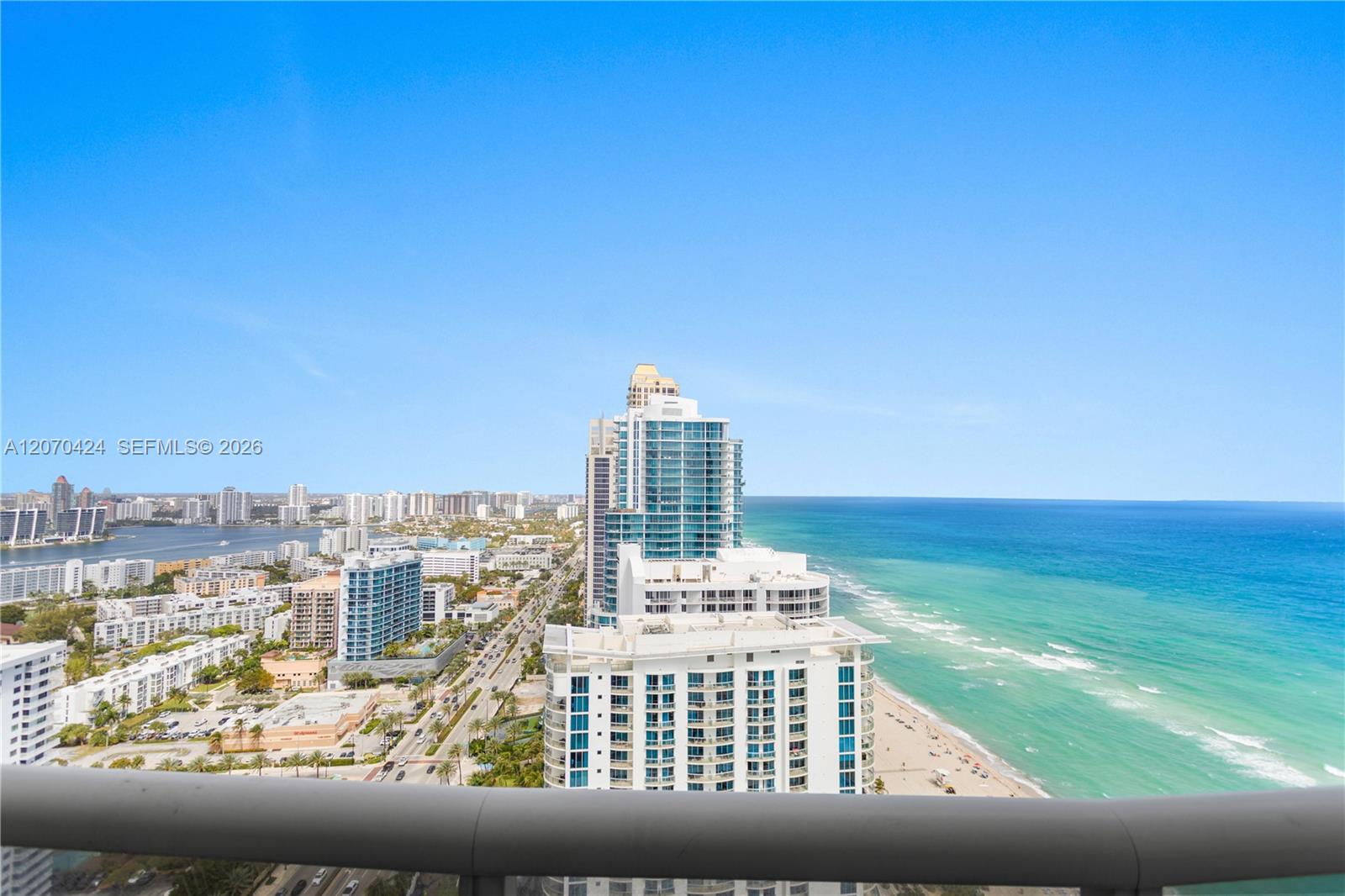 17201 Collins Ave # 3502