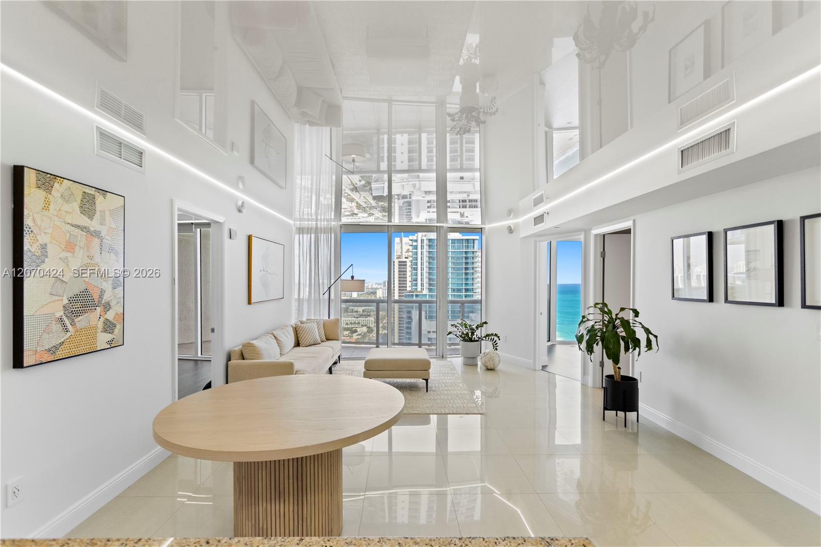 17201 Collins Ave # 3502