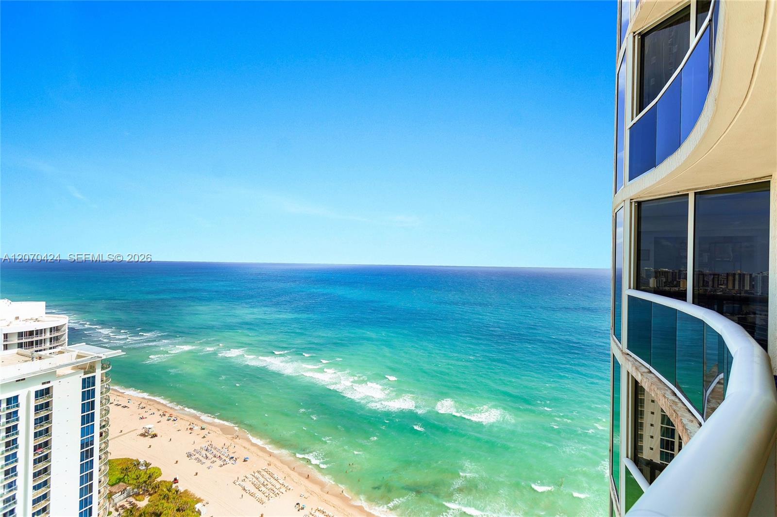 17201 Collins Ave # 3502