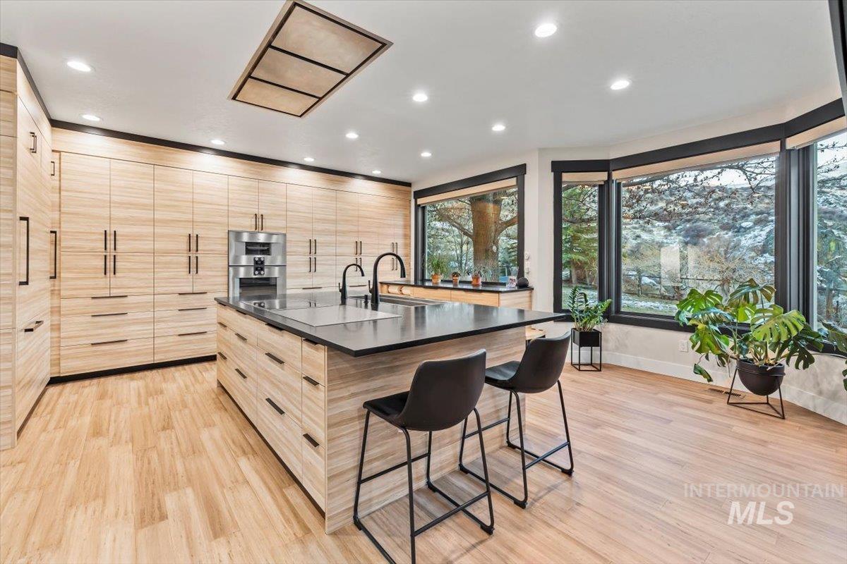 7 Spring Creek Rd